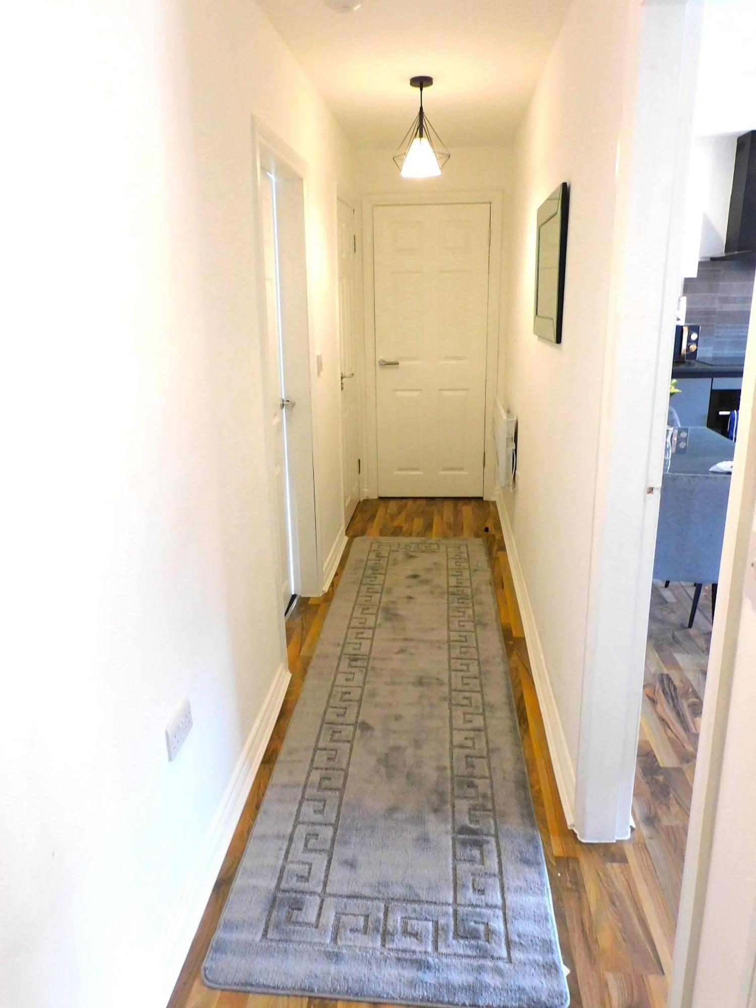 Newly Refurbished 1 Bed Apt In Hamilton Close To Station And Local Amenities المظهر الخارجي الصورة